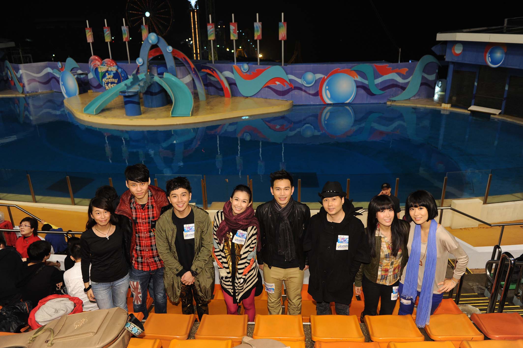 The event included awards presentation, sea animal show, games and singers’ performance. - photo3